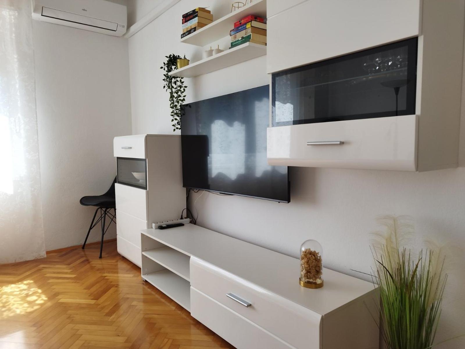 Antemma Apartment Пула Екстериор снимка
