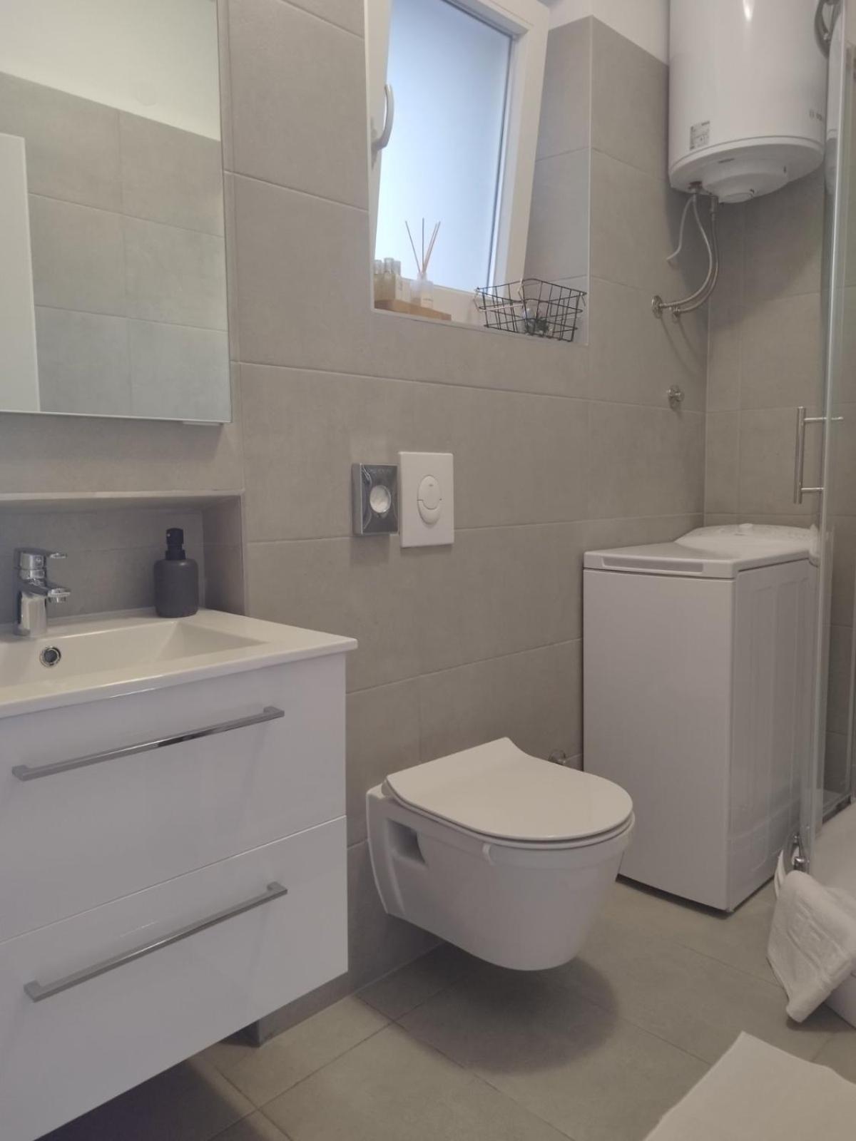 Antemma Apartment Пула Екстериор снимка